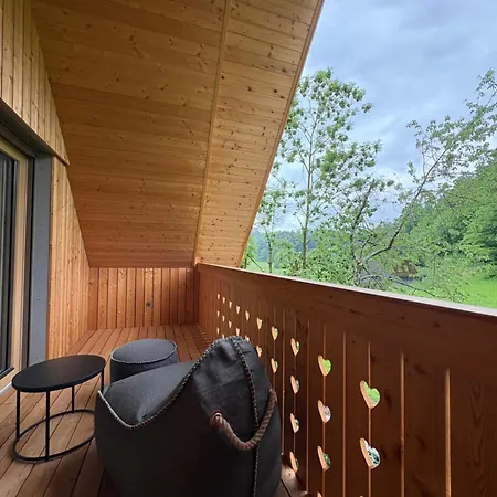 アパート Avantgarden