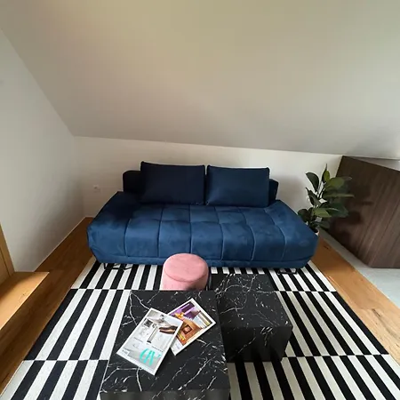 Apartman Avantgarden *