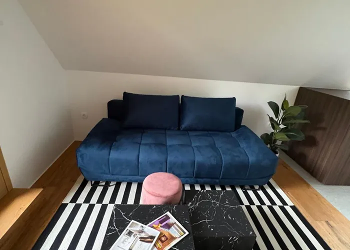 Apartma Avantgarden *